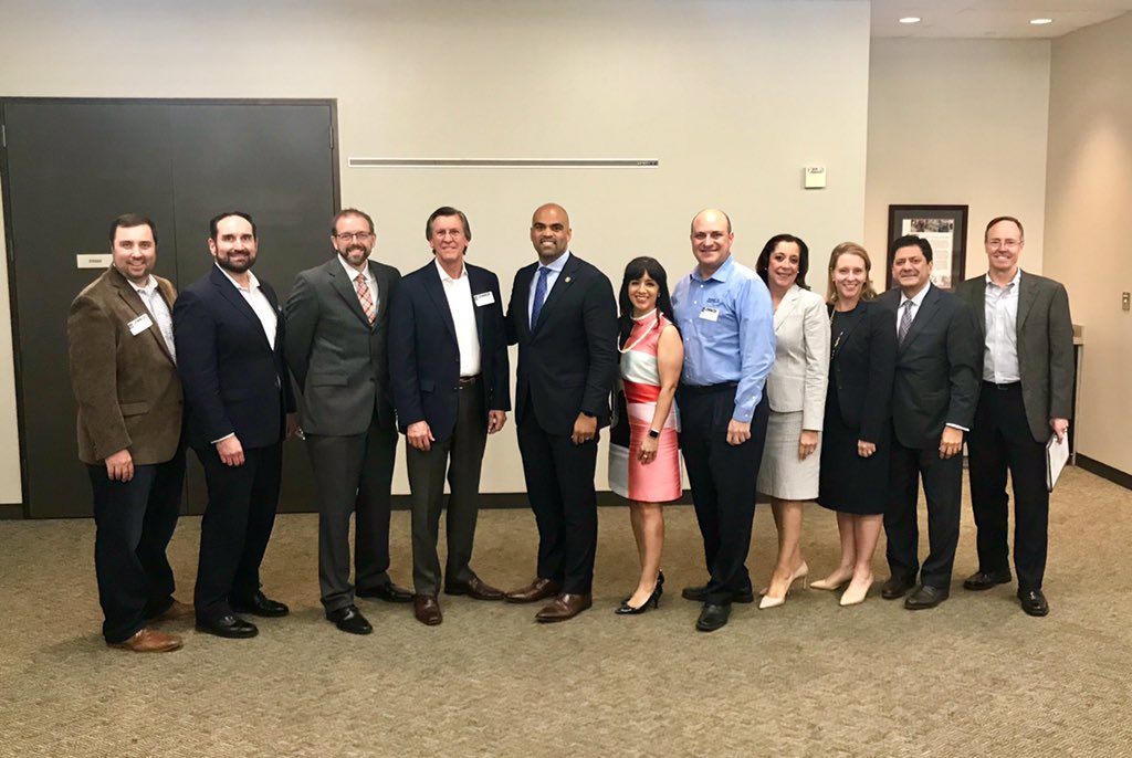 DRCpublicpolicy's tweet photo. There is no question that #TXBiz are concerned about #TariffsOnMexico imports. Thank you to @RepColinAllred &amp; @LennoxAir for hosting this important discussion today! #TariffsAreTaxes #trade https://t.co/gWzWX9zXaU