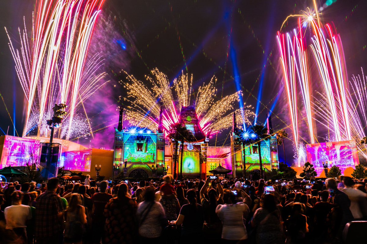 DizneyWorldz's tweet photo. Great finale!
.
https://t.co/IA8NHRdPdz
.
#WonderfulWorldOfAnimation #WonderfulWorldOfColor #HollywoodStudiosFireworks #WaltDisneyAnimation #WaltDisneyWorld #HollywoodStudios #DisneyHollywoodStudios #DisneysHollywoodStudios #HollywoodStudios30 #DisneyFireworks https://t.co/gN25Hwtxo1