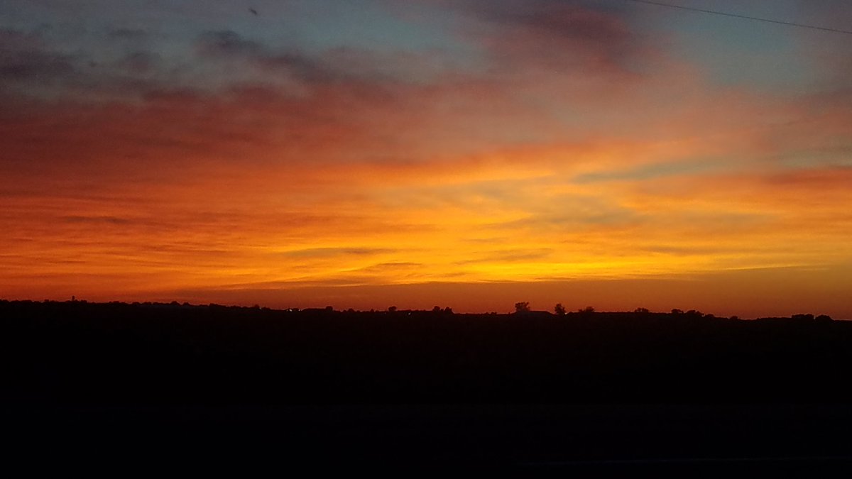 gordietheisen's tweet photo. Life comes with no guarantees. Letting go of the way we think things should be isn't easy, but it enhances our lives, day by day. https://t.co/CRQ8hhBR7m