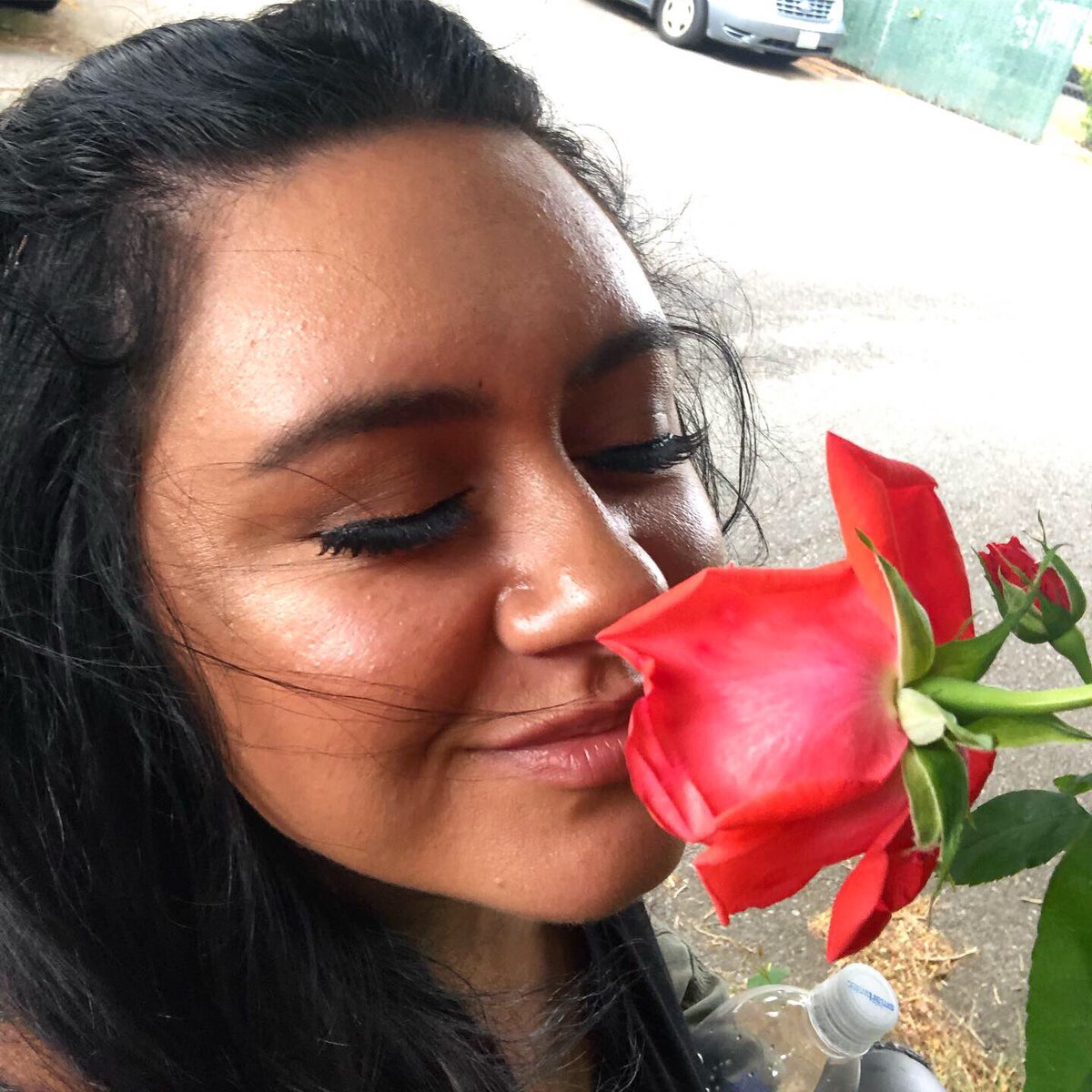 MaultsbyKarissa's tweet photo. I love spring when the flowers come out 😍 https://t.co/QQTG3n7JAn