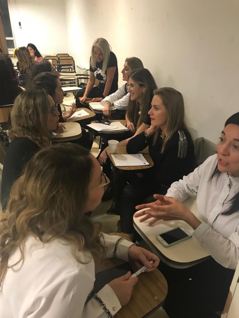 AgustinaPioli's tweet photo. #SpeedNetworking at full swing at the @WomenInL10N #Networking workshop. Great crowd! @lacecimaldo #WLEvents #WLAR https://t.co/57TGZtLSXG