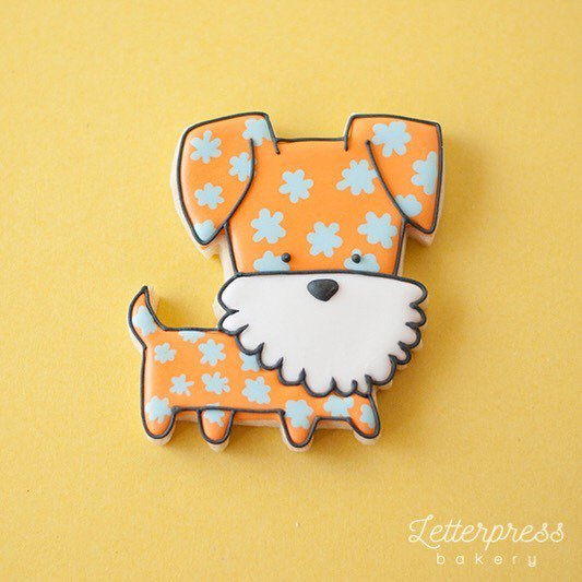 LetterpressB's tweet photo. Another one of the cookies for my upcoming cookie class!  I will be teaching these cute cat and dog cookies along with a 3D carved cake in Calgary oct 4th! #cookiedecorating #dogcookies #cookiedesign https://t.co/GBnzh1VW0n https://t.co/RSVmG7q3sF