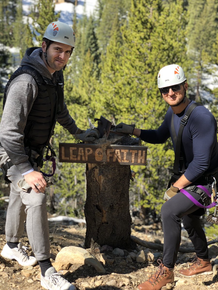 Blake_Lawrence's tweet photo. Love the #opendorks.
Annual @opendorse retreat was a success at all altitudes. #breckendorse #breckenRAGE https://t.co/AZRn3QAEPF