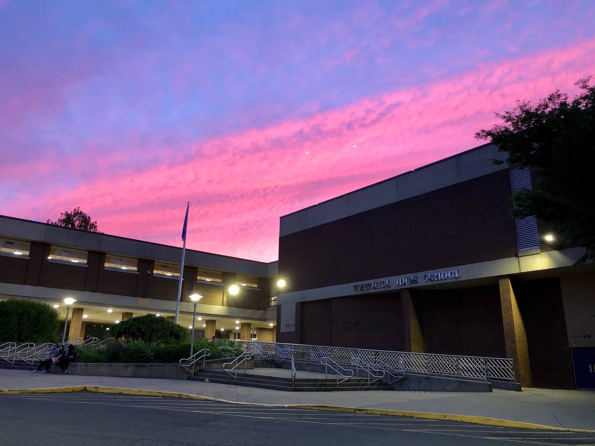 TobinInProgress's tweet photo. The sun sets on another year, and another Talent Show, at Westhill. I will do this for these kids every year, because they keep blowing me away. Bless the Spinelli-Mastrone family! #thetalentkeepsshowingup #spsheart #thesekids https://t.co/GhC6Vgsdq5