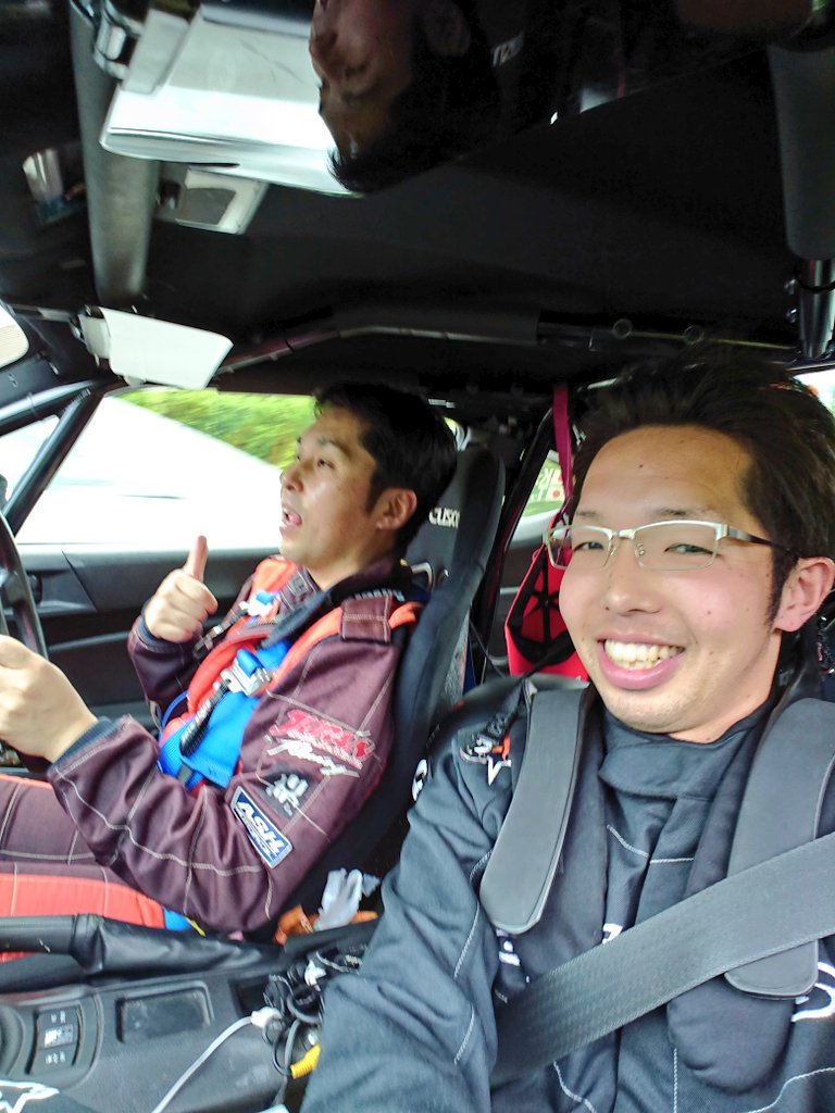 GarageMobius's tweet photo. ラリー中 https://t.co/lRBicfvxBg