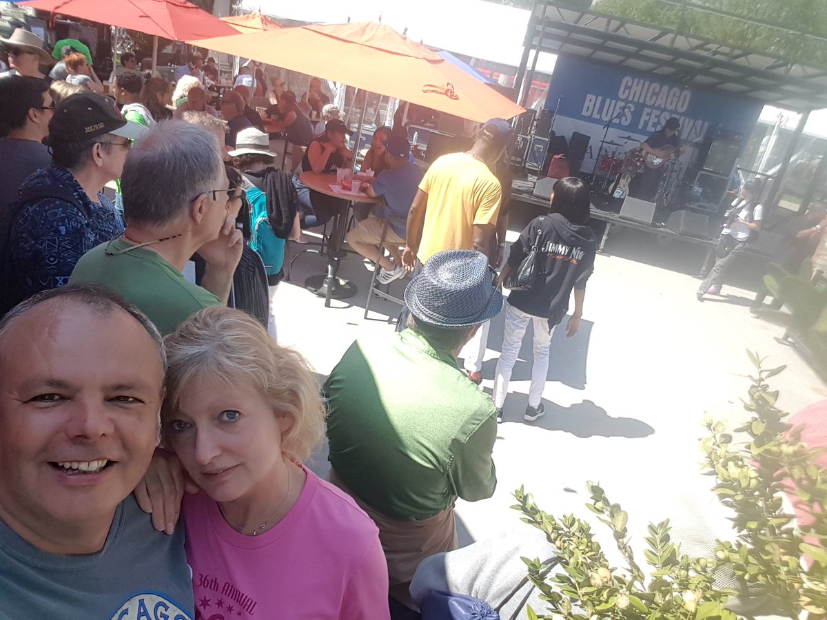 JeffOllerton's tweet photo. The #WithoutEnd bag has made it to the Chicago Blues Festival @MeghannHillier ! @KarinBlak #ChicagoBluesFestival https://t.co/IY7Q4dyRCp