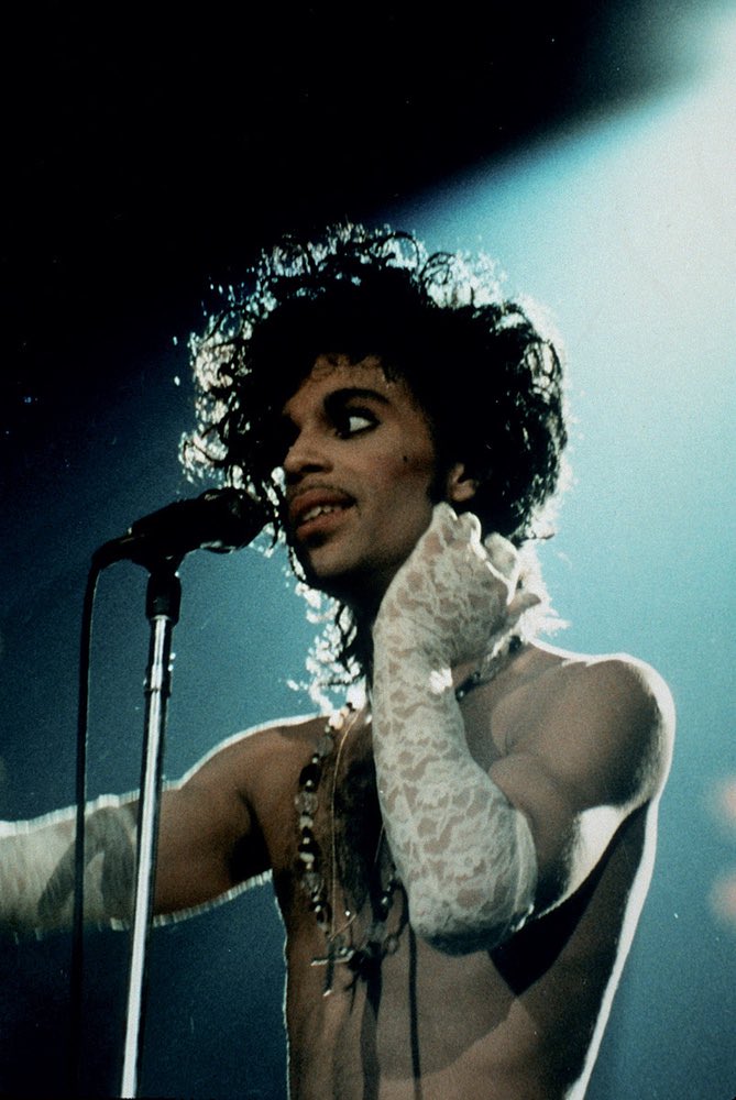 PrinceMuseum's tweet photo. Prince would have been 61 years old today, June 7.

Thanks for all the joy you gave us, old friend. https://t.co/ssfKoHGsn3