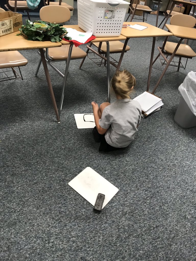 balounkim's tweet photo. Just a visit to mom’s classroom followed by some park action! https://t.co/dqanADvTIW