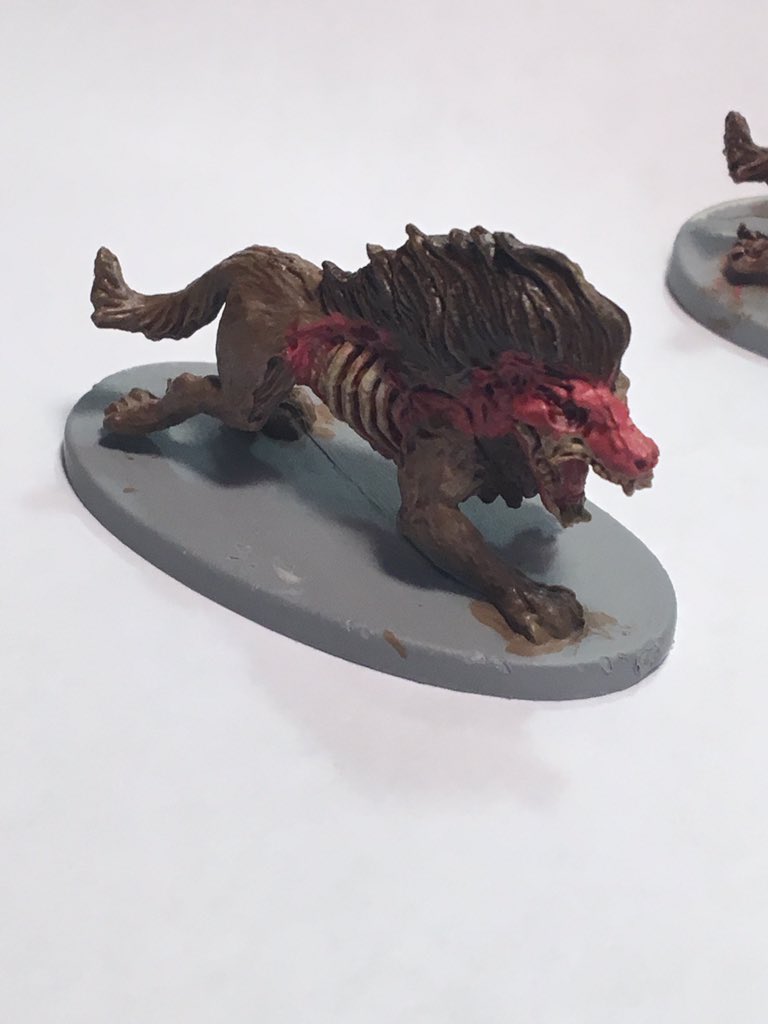 BGSunniD's tweet photo. @poisoneddonut @lolSaegan have started to paint minis. I help sometimes. #miniatures #painting https://t.co/b0F8xwVoOx