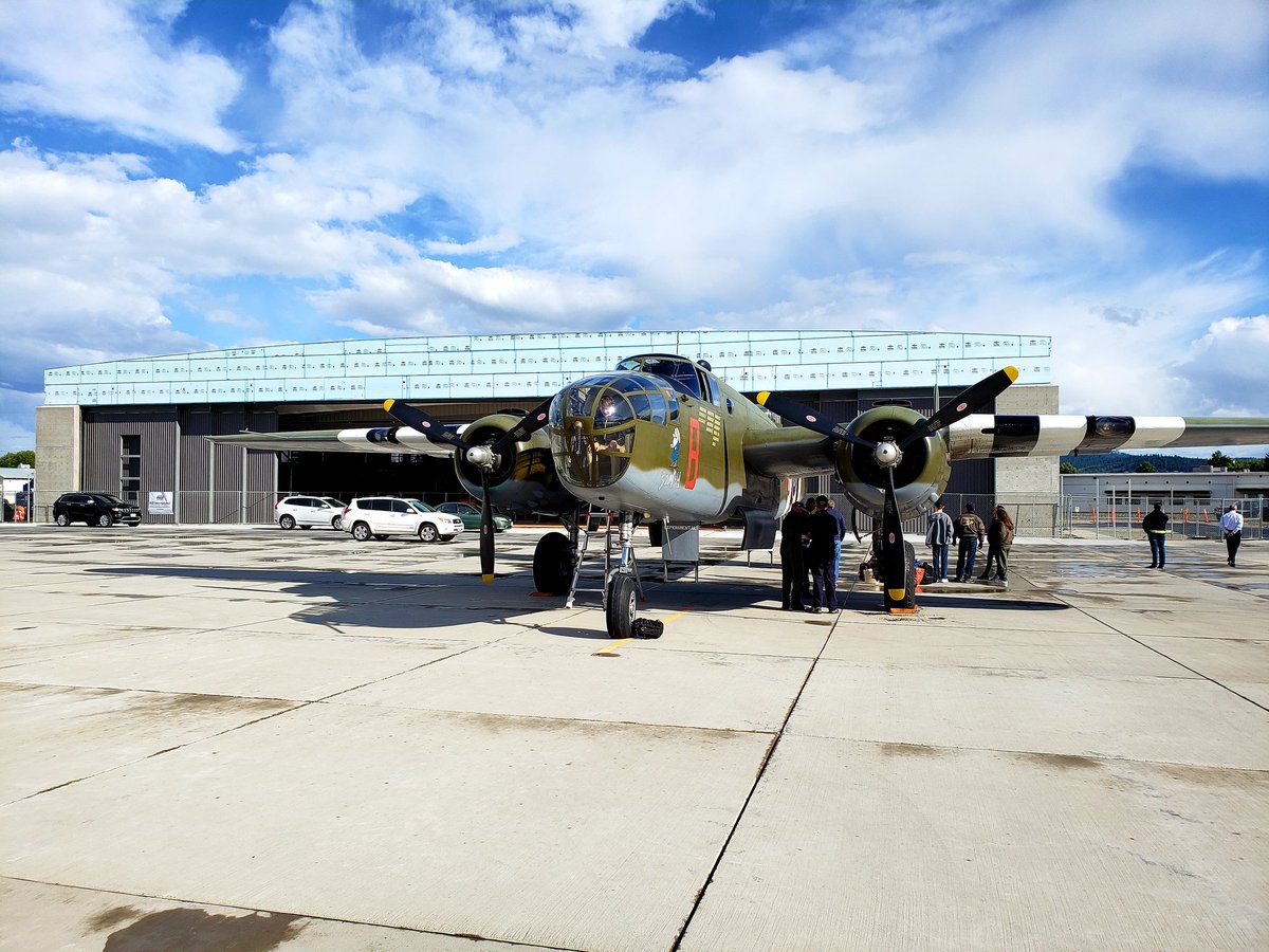 iflyspokane's tweet photo. The B-25D Mitchell has arrived at Felts Field. Come see it in person tomorrow at the 9th Annual Felts Field Neighbor Day! #spokane #feltsfield #aviation #avgeek #b25mitchell #iflyspokane https://t.co/BdANvWENFP