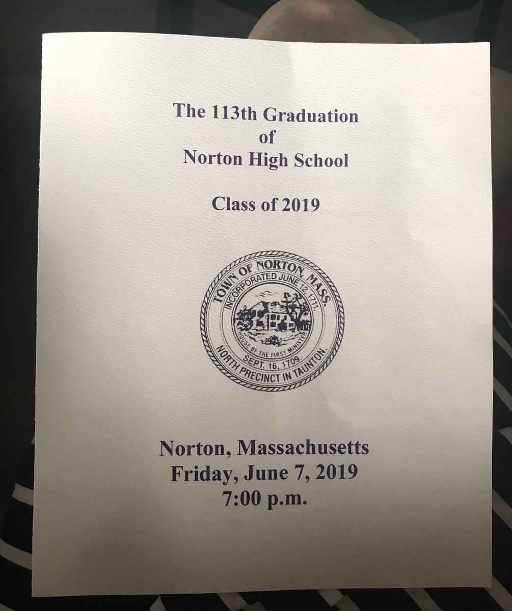 ZajacSLP's tweet photo. Congrats @NortonSchools Class of 2019! Follow your passion & see your dreams to life! The world is waiting!
๐ฉโ๐ ๐ ๐จโ๐ #DontStopDontQuit #NHS19 #NHSETP https://t.co/6I74zV8u5D