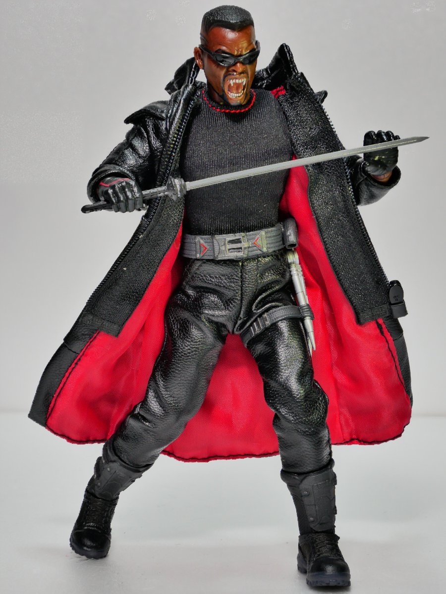 ≪※在庫限り※≫ メズコ ブレイド ワン12 1/12 メズコ Mezco ブレイド