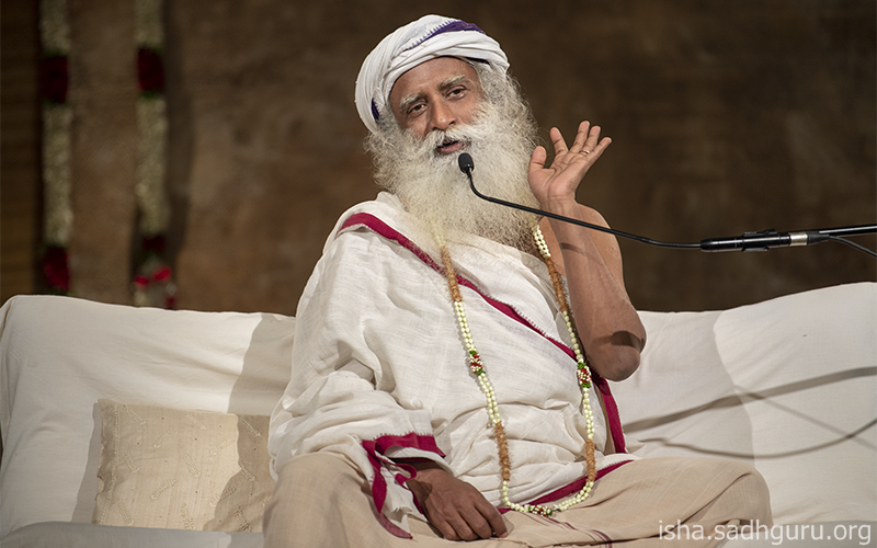 SadhguruJV's tweet image. People started this philosophy, 'Thank God its Friday!' If you are not enjoying what you are doing five days a week, then why are you doing it? It's a very brief life. #SadhguruQuotes