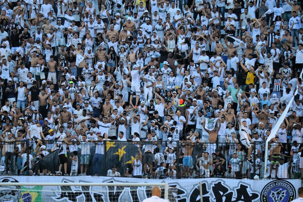 ABCFC's tweet photo. #HojeTemABC | 👊🏼 DIA DE BATALHA!

#CampeonatoBrasileiro | Série C
➡️ ABC x Imperatriz/MA
🗓 HOJE [8]
🕒 16h
🏟 Frasqueirão

#INGRESSOS
Arquibancada: R$ 30/R$ 15
Cadeira: R$ 60/R$ 30

#BoraABC
#RumoàSérieB
#OMaisQueridoDoRN https://t.co/MtQlTyyj9P