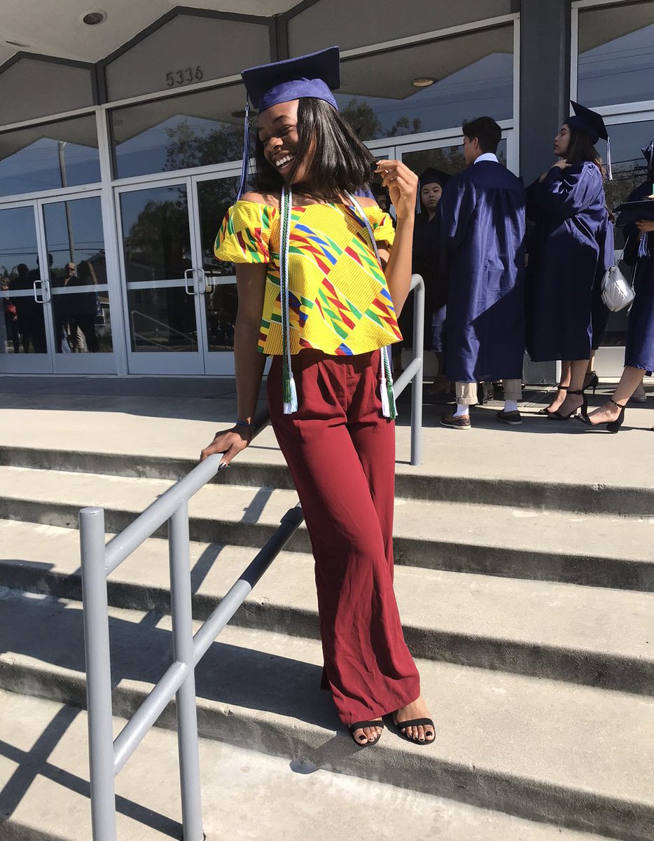 itsJoyyyyU's tweet photo. God is GREAT!

Student Body President
Young Black Scholars Prez
Mayfair’s Academic Program member 
Graduating w/
-High Academic Honors 
-National Honor Society &amp; CSF
-State Seal of Biliteracy
💁🏾‍♀️Athlete of the yr
2 UC Irvine on an athletic Scholarship 
#blackgirlmagic #classof2k19 https://t.co/27cwSSjh1r