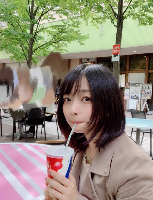 これが同一人物⁉カラコンと髪型で女子の印象は変わる！