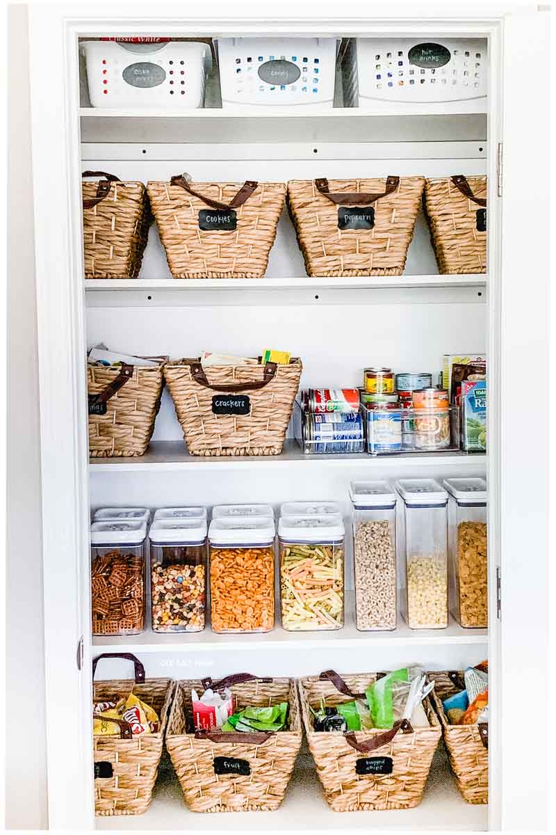 Kitchen #Pantry #Organization made easy + favorite storage bins and baskets.  #ad #bhglivebetter @BHGLiveBetter oldsaltfarm.com/pantry-organiz…