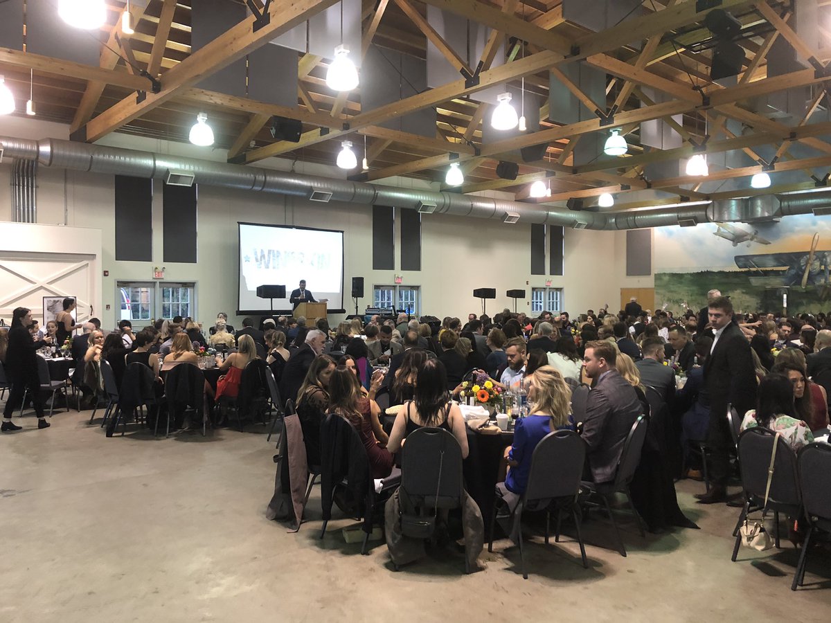 _TimCartmell's tweet photo. A pleasure to be at the 10th annual #win4skin tonight! Supporting #freefootie through donations to the Owen Schlosser Foundation, and the Mary Johnston Chair in Melanoma Research. #yegcc https://t.co/Qh3jxhu6y9