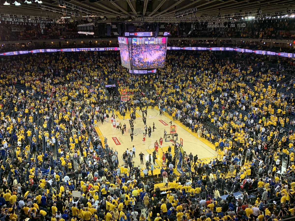 Devin_Heroux's tweet photo. RAPTORS WIN! RAPTORS WIN! 

ONE WIN AWAY FROM A TITLE! 

The Toronto Raptors take both games from the Golden State Warriors at Oracle Arena and head back to Canada with a chance to win a first-ever NBA Championship. 

Monday. Game 5. In Toronto. 
#WeTheNorth #NBAFinals https://t.co/RDbCthgwx1