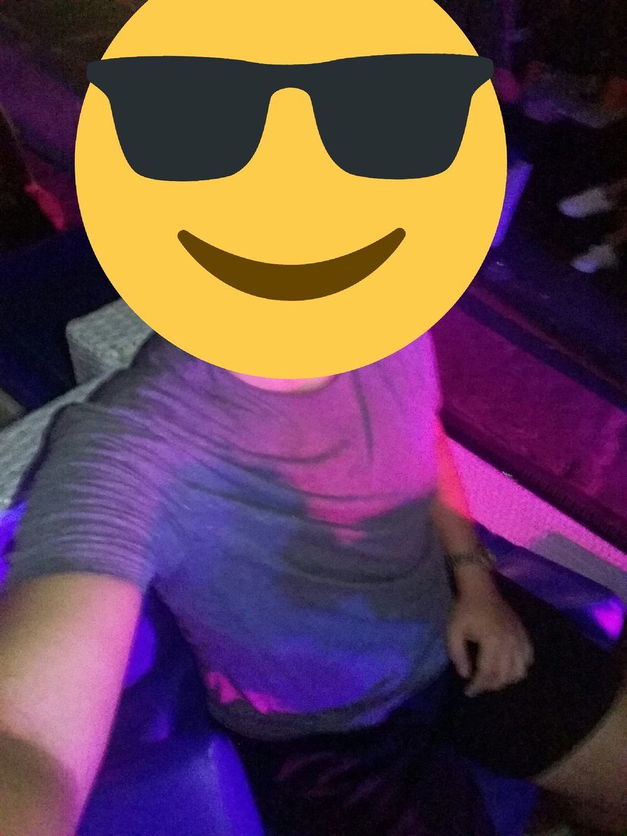 AlexiesJames's tweet photo. Dm for those who wants a services.. Masseur Here 😇
#wild
#Magalingsamagaling
#Alterdau
#Alterpampanga
#Alterangeles https://t.co/RjdHaL2jzH