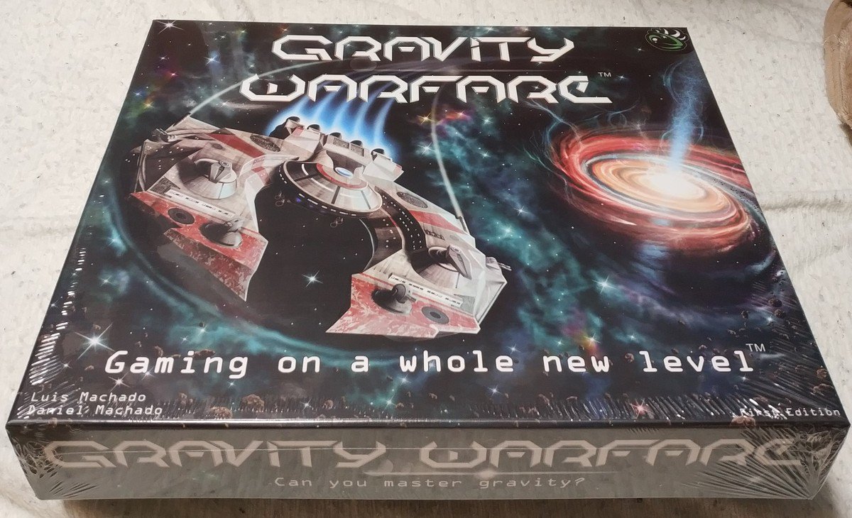 後藤 ﾊﾞｰﾁｬﾙﾎﾞｰﾄﾞｹﾞｰﾏｰ Gravity Warfare 宇宙グラグラ ゲーム ツォッホのバンボレオのsf版 プレイヤーはキャラクターとアクションカード5枚貰って開始 手番に宇宙地図 グラグラ盤 に 宇宙船や宇宙基地を配置する 宇宙を壊したら負け アクションカード