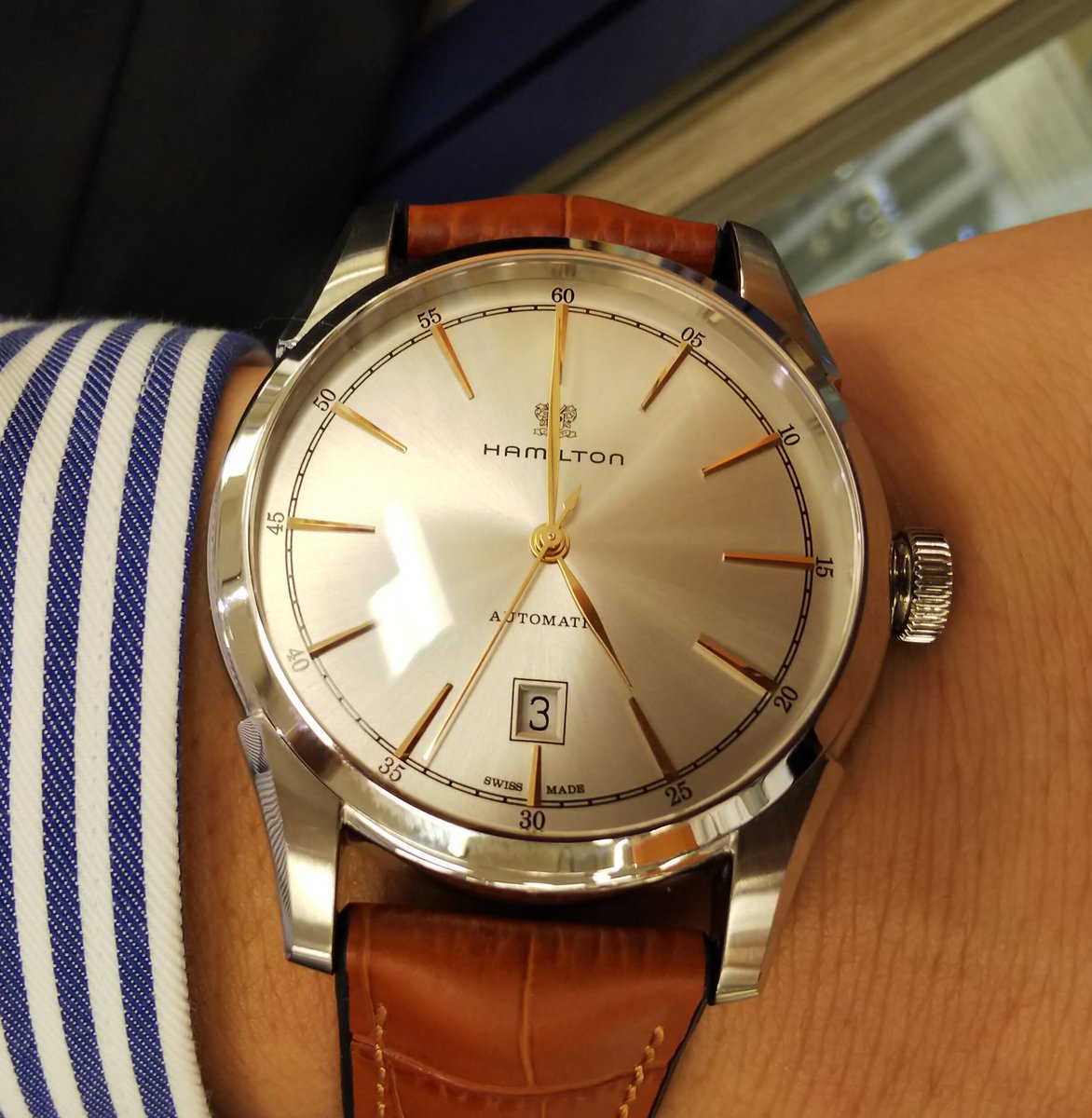 Uzivatel 渋谷の時計修理屋さん Na Twitteru どーも サワキチです こちらをお選びいただきました ヒルシュのポール 非常にフィット感高く 馴染みやすくて軽やかにお使いいただけますね まずはお手にとって感じてください 渋谷ハンズ1bフロアでお待ちしてます