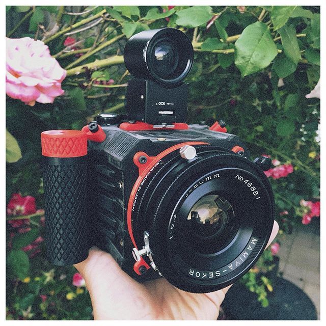 Just finished the initial assembly of my Goodman Zone 3D printed camera.  I chose to go with a Mamiya Sekor Universal 50mm f/6.3 + viewfinder and the RB67 Pro S 120 Film Back.  I can't wait to put it to the test. ⠀⠀
.⠀⠀
The Goodman Zone is one of thr… bit.ly/2Wrs5Bn