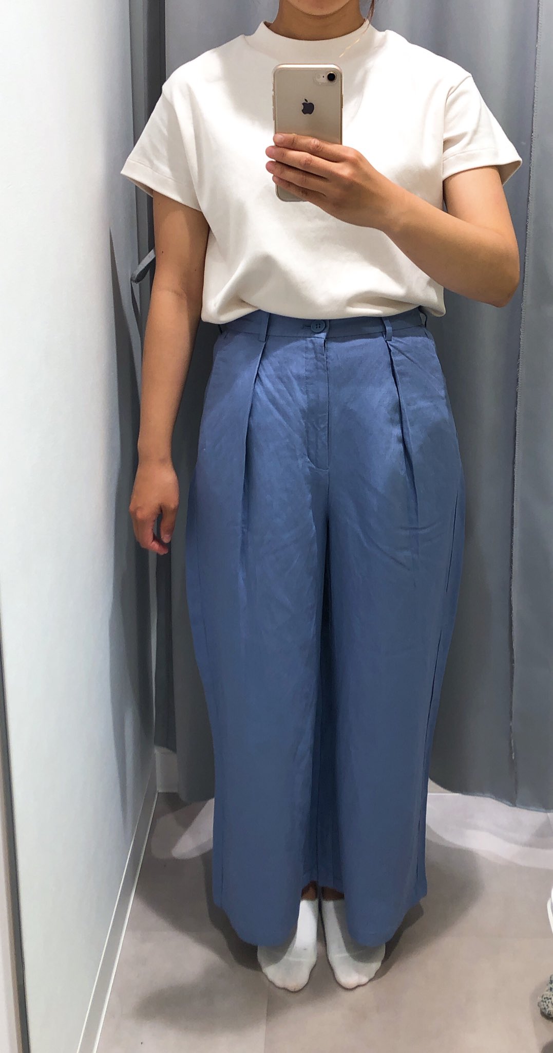 Halco 153cm骨格ストレートがguで試着してみた リネンブレンドワイドパンツ 低身長にはちょうどいい丈だった でもタックいらないかなー Halco 153cm骨格ストレートがguで試着してみた リネンブレンドワイドパンツ 低身長にはちょうどいい丈だった でもタックいらないかなー