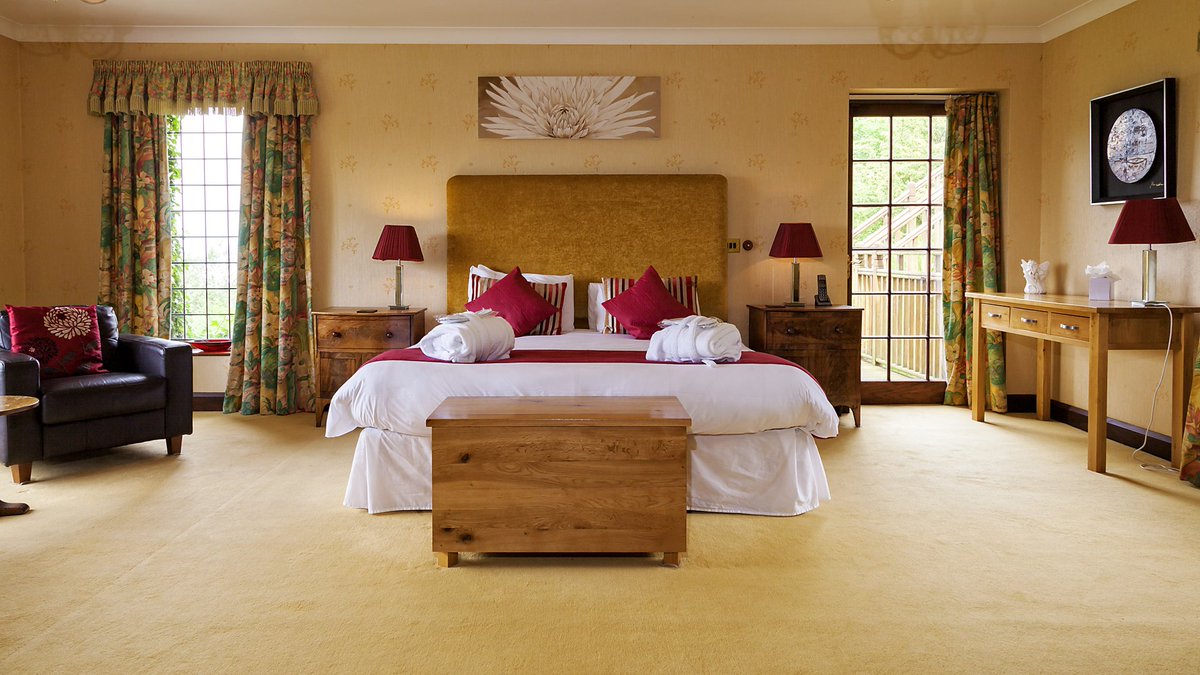 Don't forget. To enter #BeChilled draw RT &amp; Follow to be in with a chance of winning a 4 night stay at High Biggin from 18th to 22nd November 2019, For details dld.bz/gWQPF