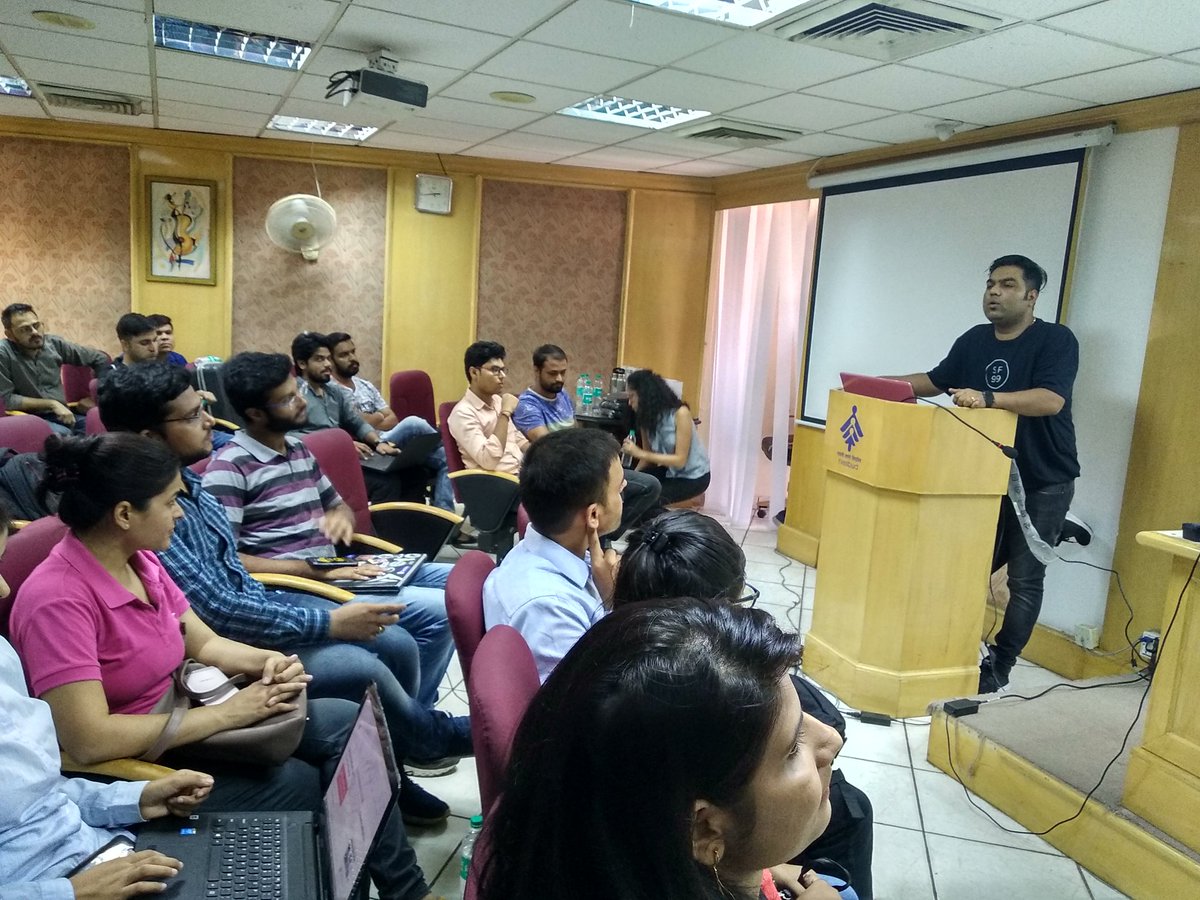 karunatayal03's tweet photo. @VINAY_SFDC is sharing salesforce experience in @SFDC_UG_Noida #EqualityForAll #SFNoidaGroups #BAM #Salesforce #TrailblazerCommunity #MVPTeam #MVP https://t.co/W8xN1Iv16e