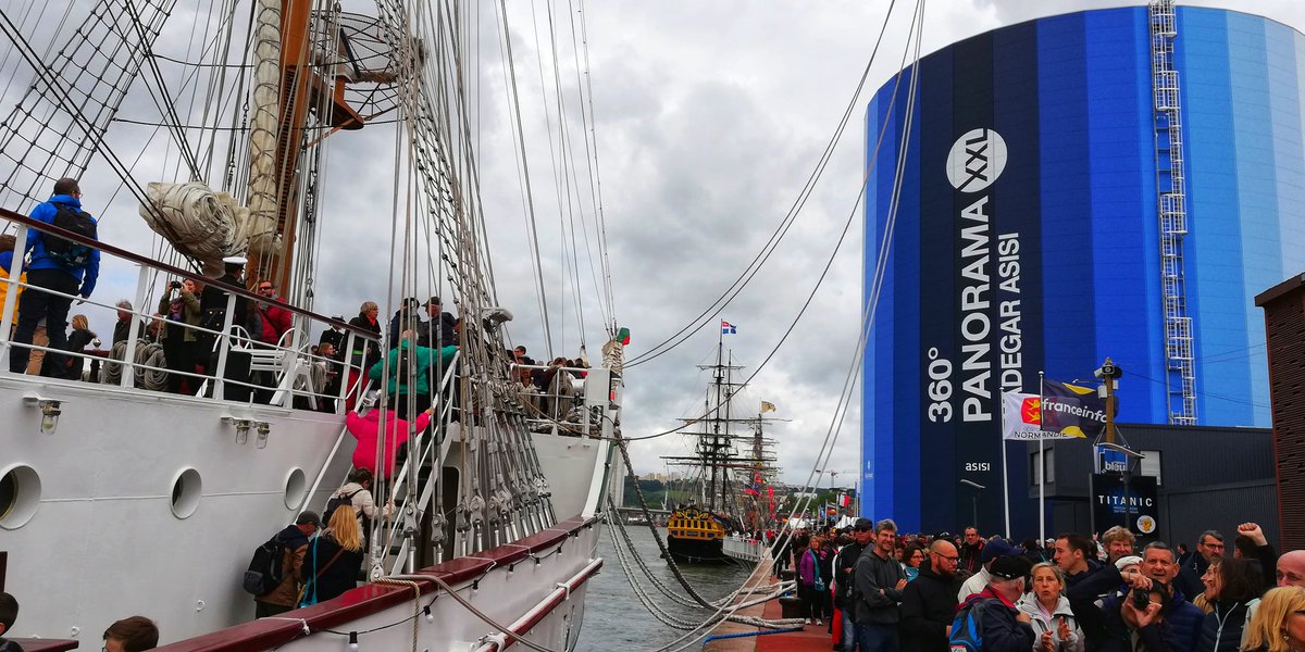 Premier week-end pour l'#Armada2019, le Panorama XXL est à 5€ ! Nous vous accueillons tous les jours de 10h à 22h.