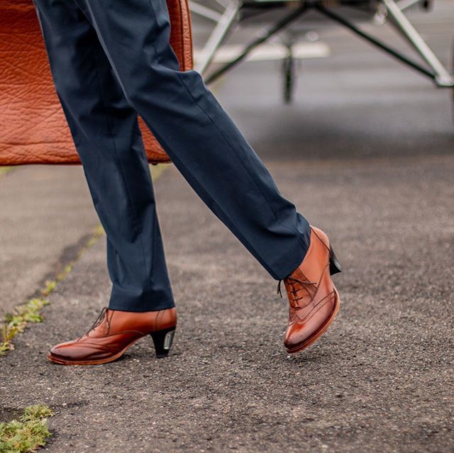 cross_sword_'s tweet photo. The weekend getaway. #mensfashion #mensfashiontrend #latestfashion #menshighheels #britishfashioncouncil #fashionismylife #fashionjournalist #meninheels #boysinheels #men #crosssword #newfashiongenre #blog #blogger #fashionblogger #gq #attitude #hornet #gaytimes #gayfashion … https://t.co/oHeP63np97
