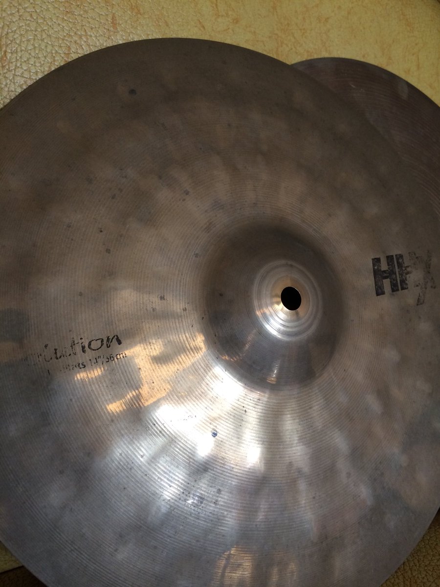 _samuelsusanto's tweet photo. @DrumBagus WTS Hihat Sabian HHX Evo 14” no crack no keyhole... pemakaian pribadi.. WA 08998289885 https://t.co/ZgDIzQ0bP8