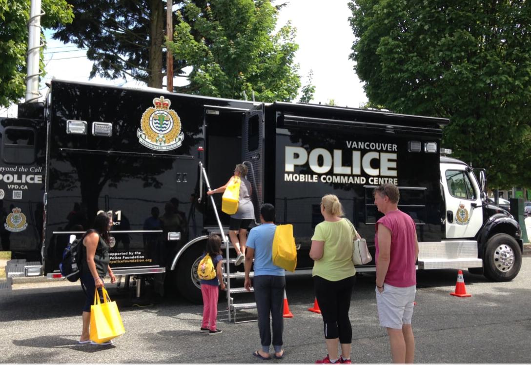 HastingsCPC's tweet photo. The #HastingsSunrise #Summer Kickoff is this SATURDAY! Check out this great #EastVan #Vancouver #community event! With street #hockey, games, pony rides, a petting zoo, BBQ, shows & much more, there's something for everyone! #EastVillageVan #SSK19 https://t.co/pFwTH4nKIH