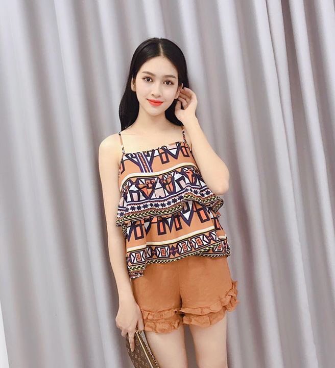 AoGiay's tweet photo. 🌤️🌤️ VÀO MÙA NẮNG NÓNG RỒI #BUNG_LỤA VỚI ĐỒ BỘ HAI DÂY THÔI CÁC NÀNG, ĐỦ #QUYẾN_RỦ ĐỂ NHÌN LÀ ĐẮM - NGẮM LÀ MÊ 💥💥

🌈 ĐỒ BỘ 2 DÂY PEPLUM THỔ CẨM HOT NHỨT HÈ 🌟

:: SHIP COD MUÔN NƠI https://t.co/Ht2QI2itDe
