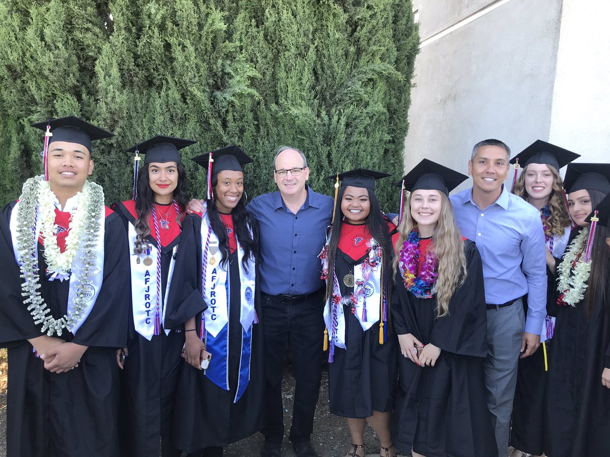 Congratulations to our seniors of 2019. Continue to soar as you embark the journey of life. 🎊👩🏻‍🎓