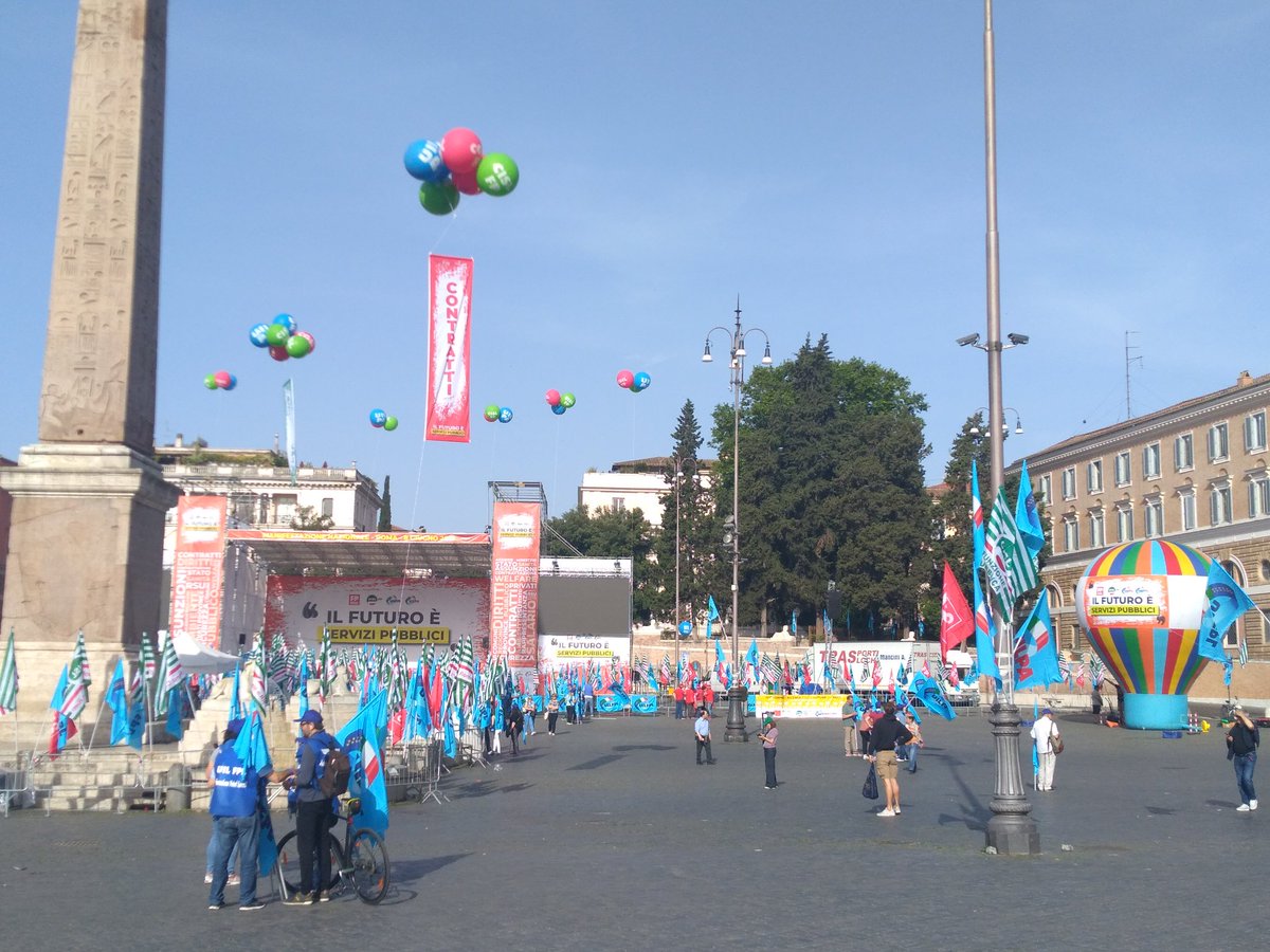 IL FUTURO È NEI SERVIZI PUBBLICI. Ore 8.00 preparativi a Piazza del Popolo per la grande manifestazione in difesa dei Servizi Pubblici.