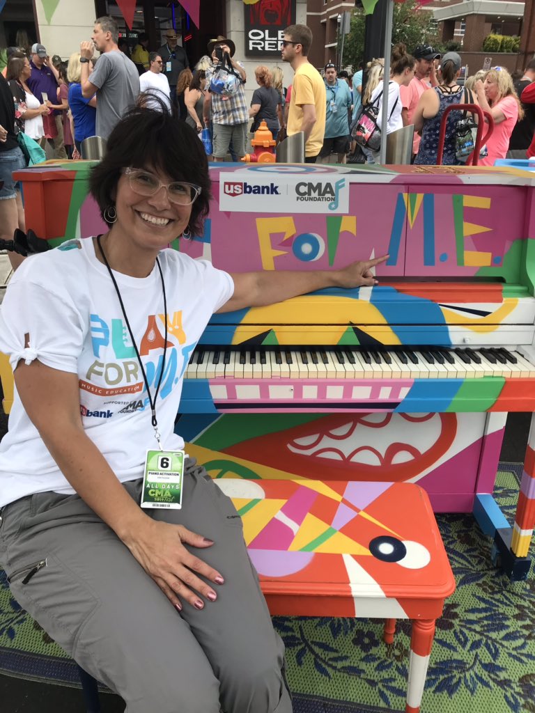 KimMarieFolsom's tweet photo. #musicmadepossible #itstartswithme https://t.co/69UWwZH6fJ