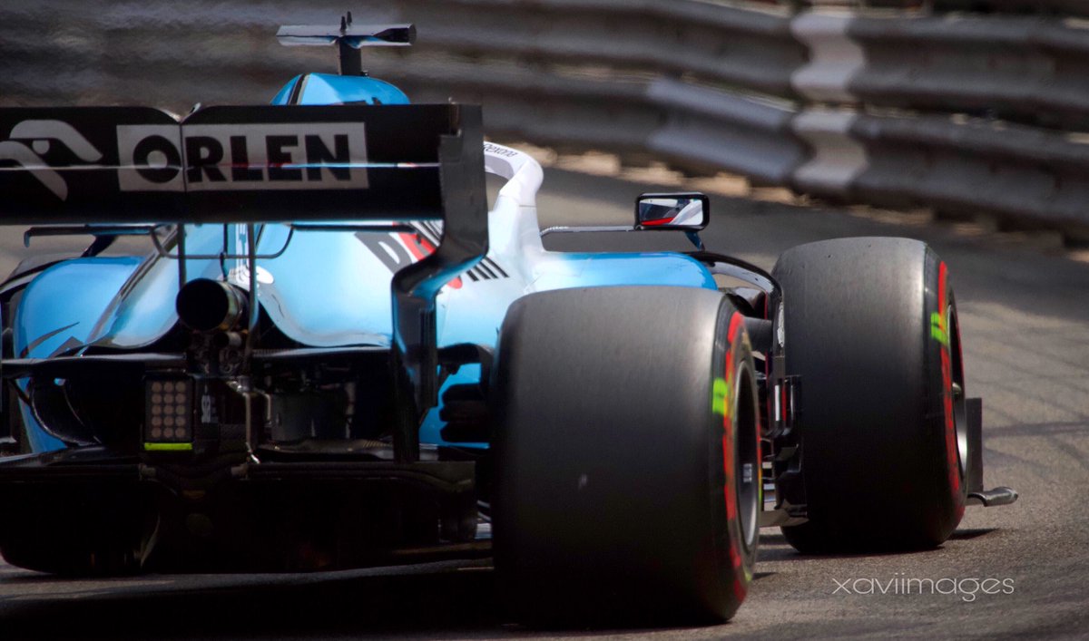 xavigazquez's tweet photo. #F1 #MonacoGP @GeorgeRussell63 in the mirror 😜🏎🏎🏎🏎💨💨💨
.
.
#Afotico de mi carrete 🎞 #xaviimages para mi amigo @BigotumMaximus muy fan el tío de la pasta de dientes 🤣🤣🤣🤣🤣
.
#GrainingMediaF1 #GrainingF1 🏎🏎
. https://t.co/PsYrWM3YSQ