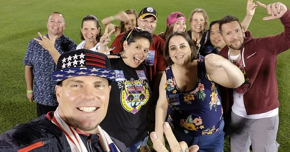 stoward76's tweet photo. Great time tonight with @vanillaice and the #VIPFamily at Cooley Law Stadium in #Lansing Michigan! @JessyToward @stoward76 @BarcinasTony @realDeeEmZee #vanillaice #jessicainthefrontrow #getithowyouliveit #yearofvanillaice @ILoveThe90sTour https://t.co/1ZPT9UpQJP