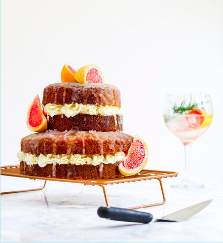 Gin and tonic... it's a classic... why not put it in a cake?! Celebrate #WorldGinDay by not just drinking it, but eating it!
<a href="/Petersidwell/">Peter sidwell</a> <a href="/KitchenCraft/">KitchenCraft</a> 
#gin #tonic #cake #masterclass #tasty #sweet #sliceofcake #celebrate
