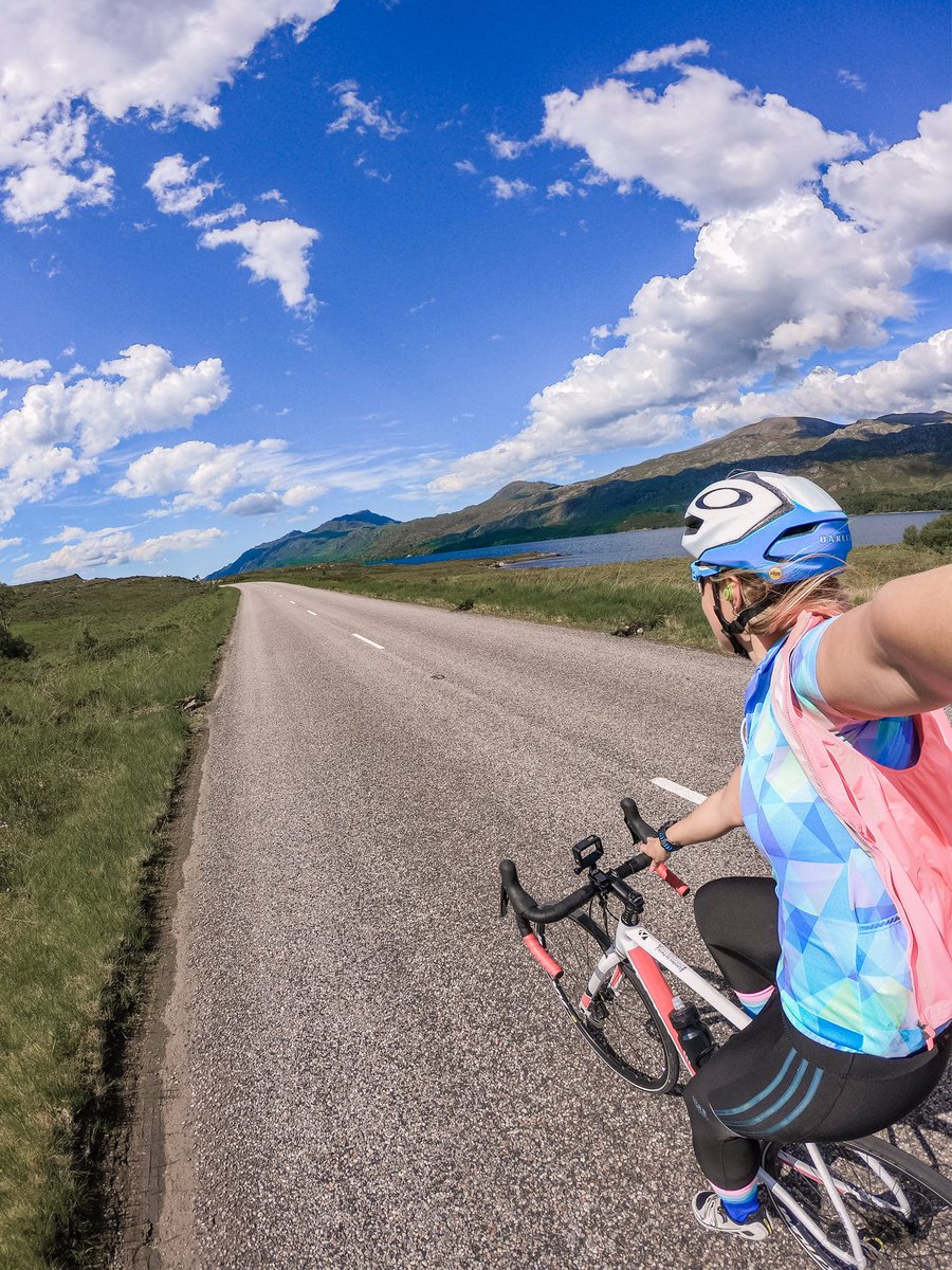 challengesophie's tweet photo. 150 miles into a 500 mile ride around the North Coast of Scotland and absolutely loving it! I think I’d forgotten how much I love to ride my bike and this scenery is just insane. Scotland you have blown me away once again! This is a true bucket list ride! 🏴󠁧󠁢󠁳󠁣󠁴󠁿🚴‍♀️🚐 #NC500 https://t.co/tt3vP3ngEo