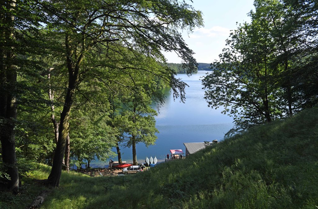 MatzeKoch's tweet photo. #Feldberg #FeldbergerSeenlandschaft #Haussee #SchmalerLuzin #Luzin https://t.co/RXxBJPr2Ir