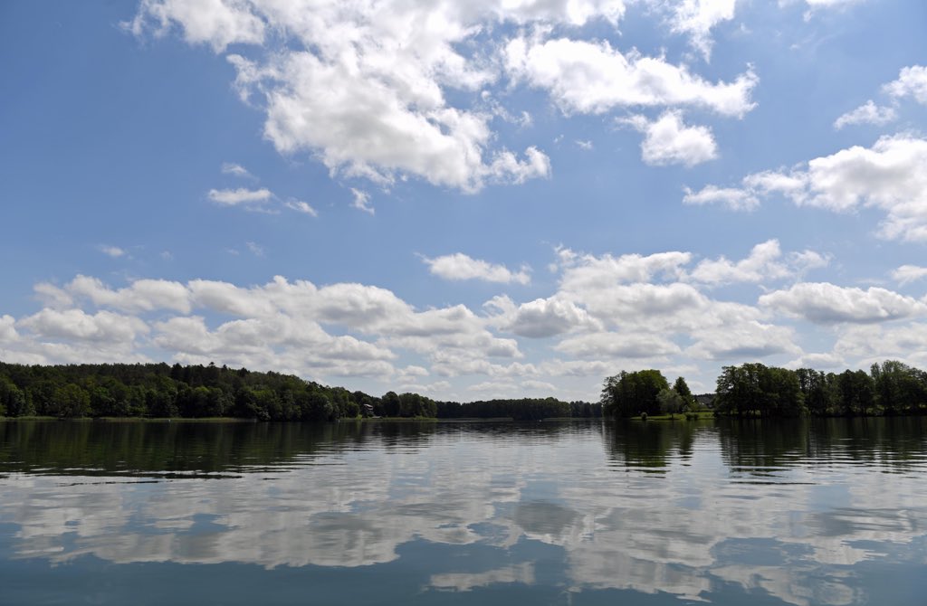 MatzeKoch's tweet photo. #Feldberg #FeldbergerSeenlandschaft #Haussee #SchmalerLuzin #Luzin https://t.co/RXxBJPr2Ir