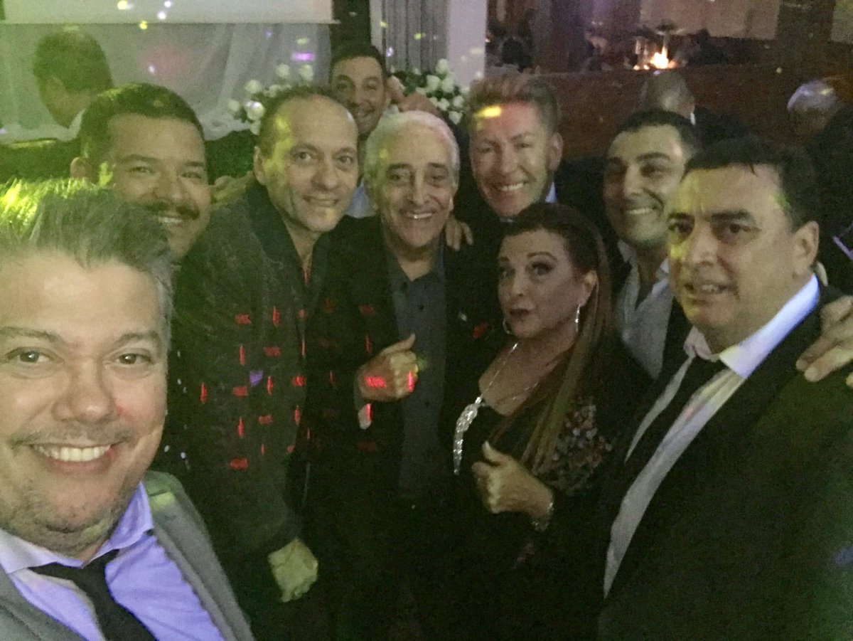 fatadelgado's tweet photo. Tocó @SonoraBorinquen en los  15 de Lucia, la hija de mi amigo Yesty Prieto! Gran noche y hermoso de ver tan feliz a la familia! Agradecidos por la invitación!! Salú !! #Gucci #Cufós #Goberna #Kimba #GobernaJr #Marihel #Yesty Fotún 💪🏼🙌🏼🙌🏼🙌🏼 https://t.co/kY5uxR6rce
