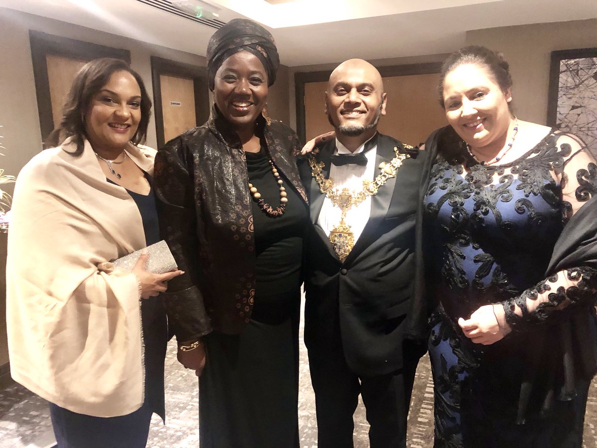 It's the morning after the night before. We had an awesome evening at the Inaugural Dinner of @MayorOfCroydon with @Leila4Norbury @nina_degrads.
Thank you all for supporting #We-Stap