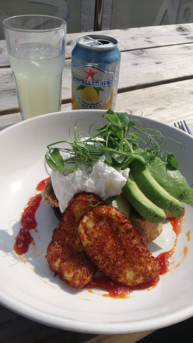 spoonbistro's tweet photo. Come on in out of the #rain today - enjoy our all day #breakfast , relax with a @HeavenlyCoffee & #homemade cake, enjoy freshly prepared #lunch or come later for our fresh #evening menu. We cater for #glutenfree #vegetarian #Vegan #meateater #kids #somethingforeverone https://t.co/l3rP1RD04n