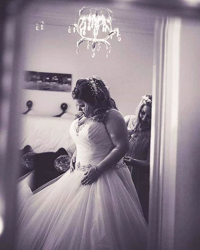 Had a blast shooting this wedding congratulations guys #destinationweddingphotographer #elopementlove #engagementphotos  #weddingday #weddingdecor #weddingdetails #weddingfashion #weddingflowers #weddinghair #weddingideas #weddinginspirations #weddingins… bit.ly/2MBN1WZ