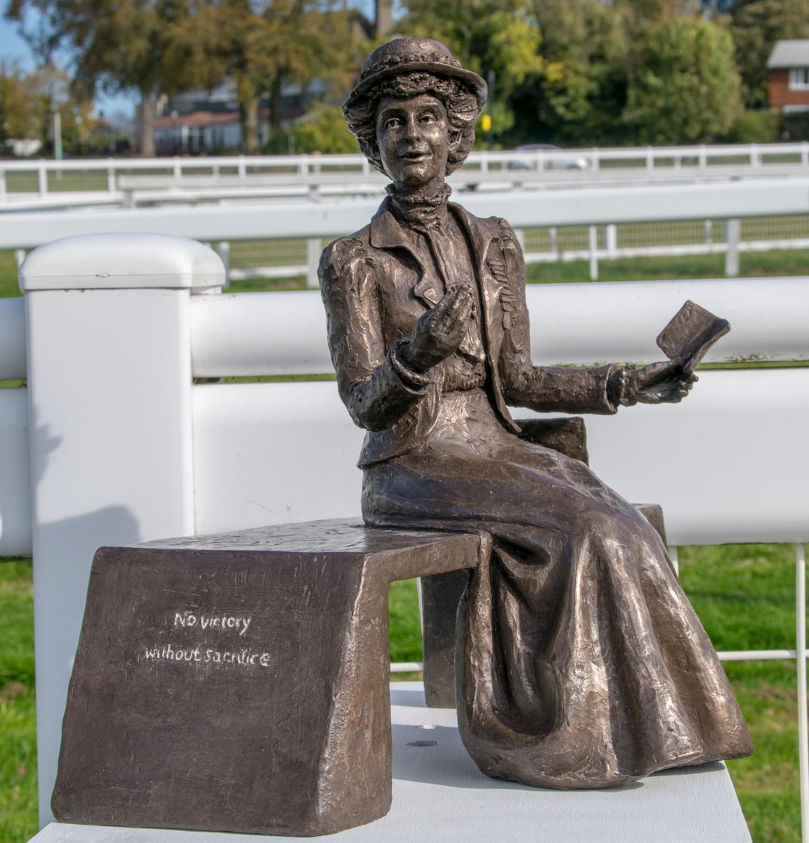 Today 8th we remember Emily Wilding Davison who died at the the age of 40 from her injures at The Old Cottage Hospital, Epsom on the 8th June 1913. R.I.P EMILY WILDING DAVISON
To donate to the Emily Davison Memorial Project please click here 👉 emilydavisonproject.org/donate/