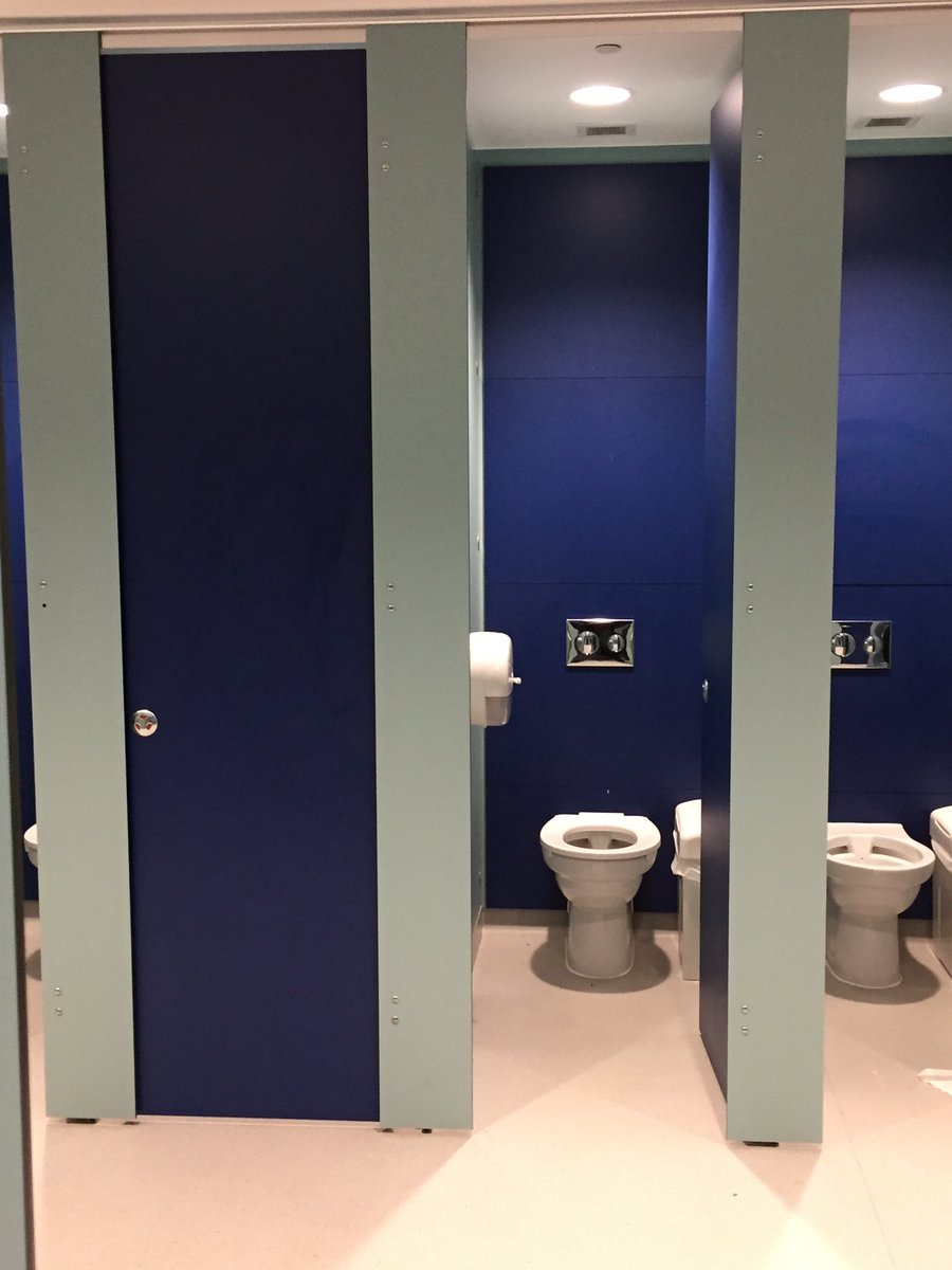 Emma Seith On Twitter Ceiling To Floor Toilet Cubicles Should Be